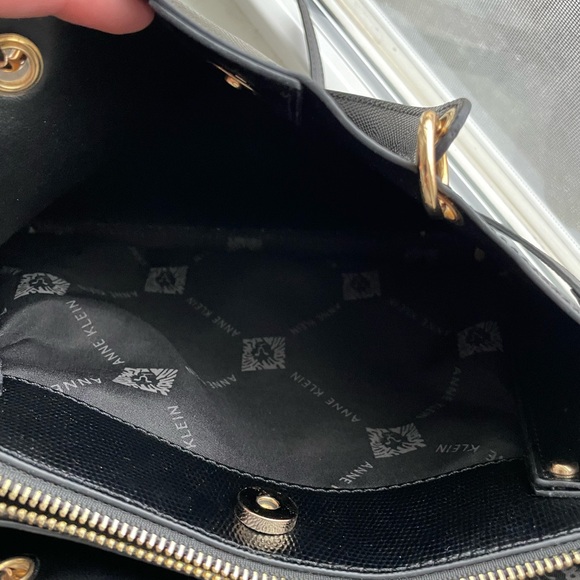 Anne Klein Black Purse - Picture 9 of 11